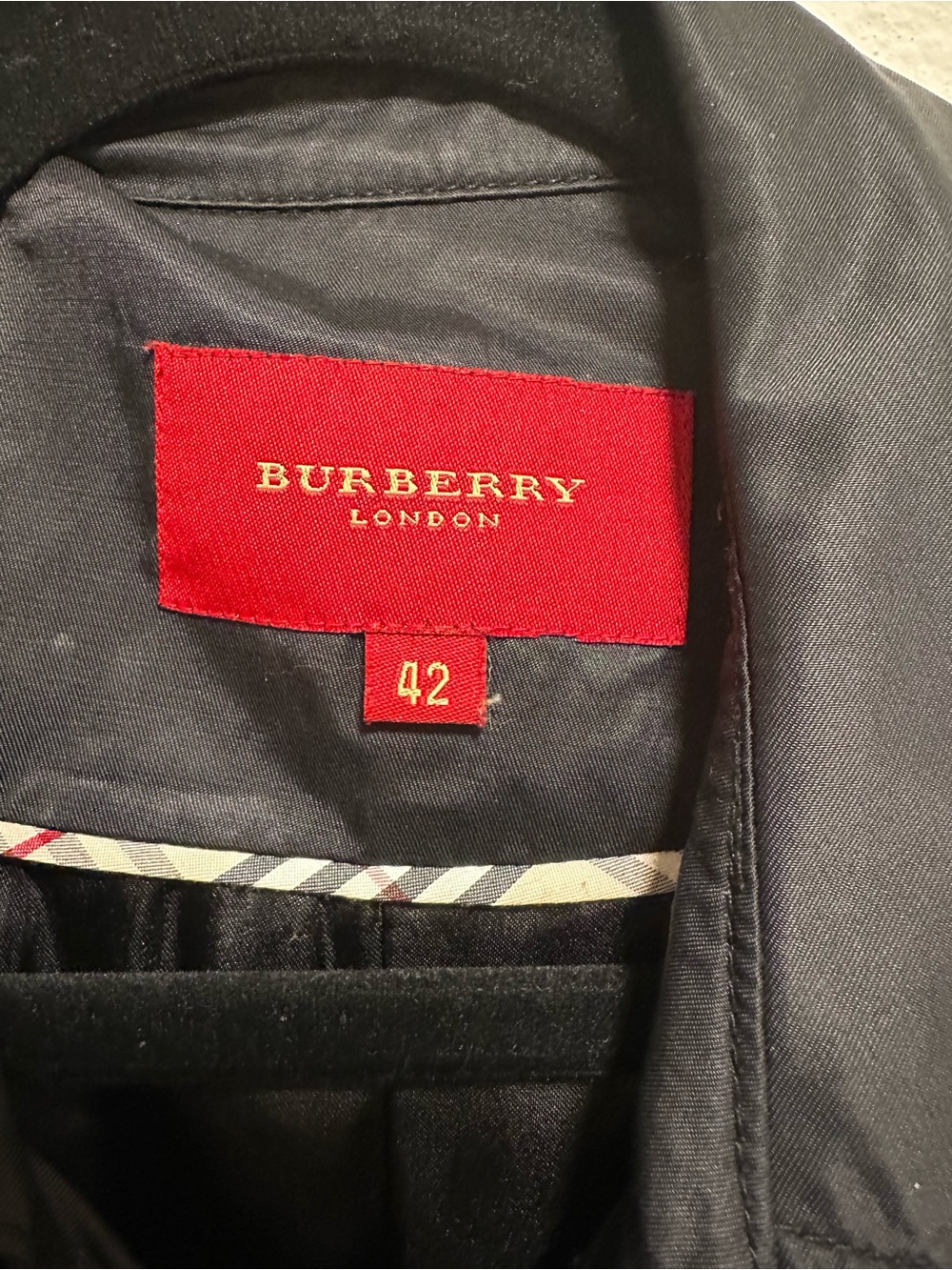 Burberry London Black Trench Coat Jacket Size 42 Double Breasted Designer - Picture 4 of 12